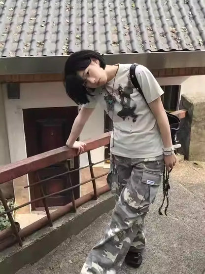 BURNT GUITAR IS SHOULDER SHORT SLEEVE